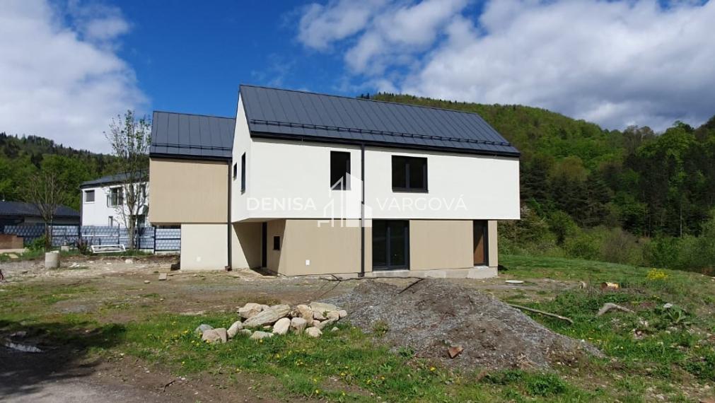 Na predaj novostavba slnečného RD v BB - obec Malachov