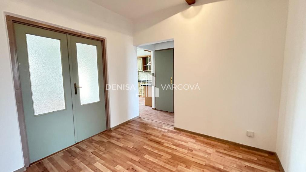 PREDANÉ - Na predaj 3i byt s pekným výhľadom v BB