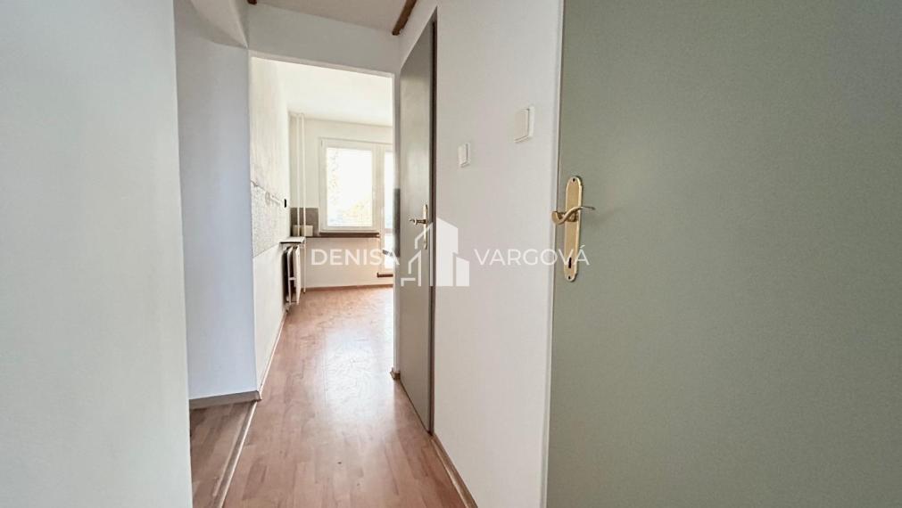 PREDANÉ - Na predaj 3i byt s pekným výhľadom v BB