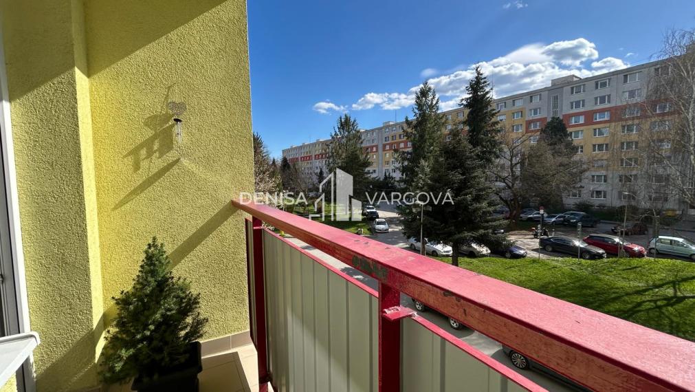 PREDANÉ- 3i byt s tromi loggiami v RS - 107,46 m²