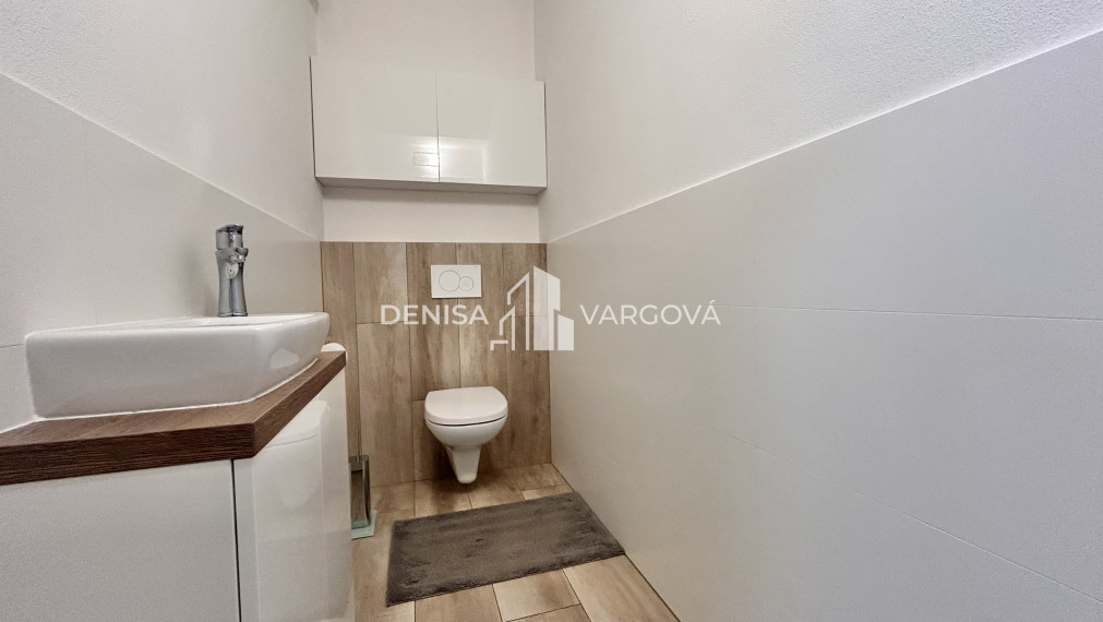 Prenájom: TOP bývanie, 2i byt na Belvederi, BB - 66,85m² s loggiou a garážovým státím