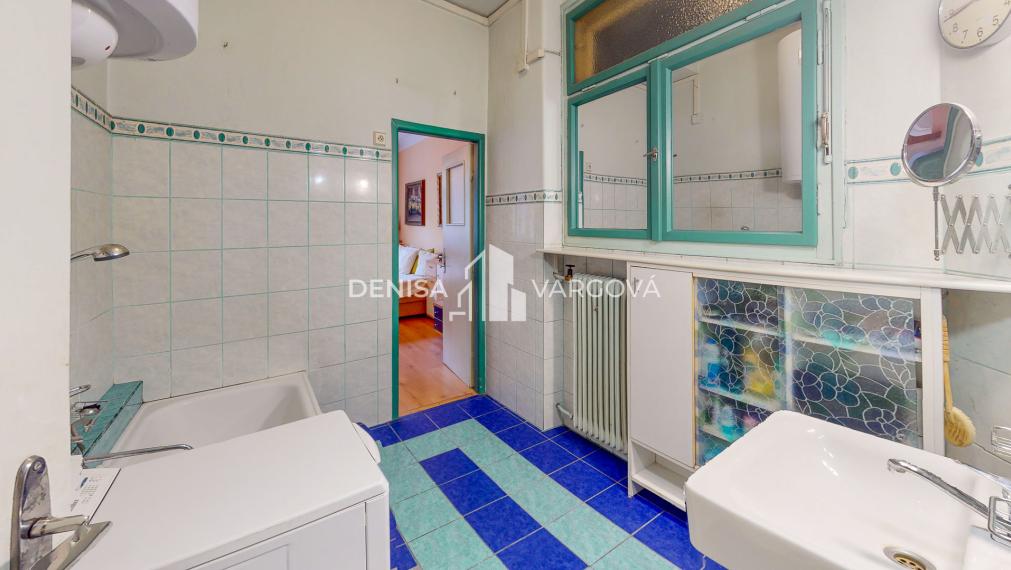 Predaj 4,5i byt s dušou histórie a pokojom, uprostred centra BB