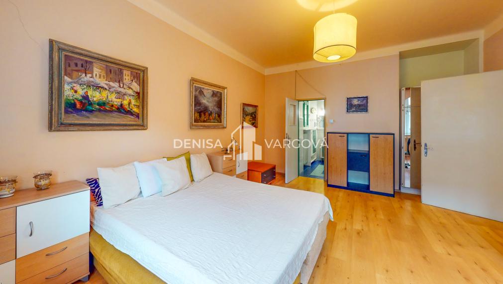 Predaj 4,5i byt s dušou histórie a pokojom, uprostred centra BB