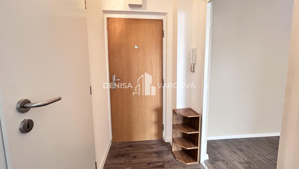 REZERVOVANÉ - Ponúkam na predaj  1-izbový byt s rozlohou 35,19m², Podháj