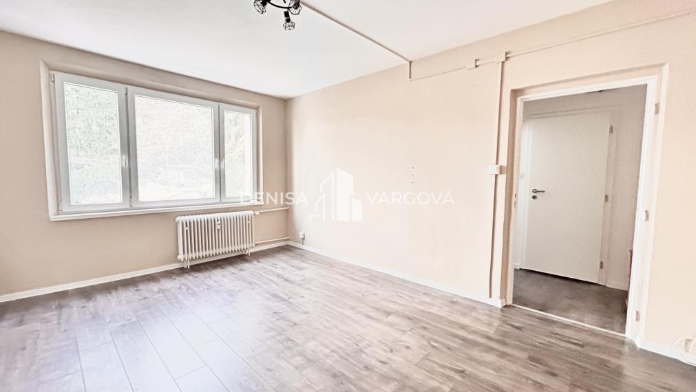 REZERVOVANÉ - Ponúkam na predaj  1-izbový byt s rozlohou 35,19m², Podháj