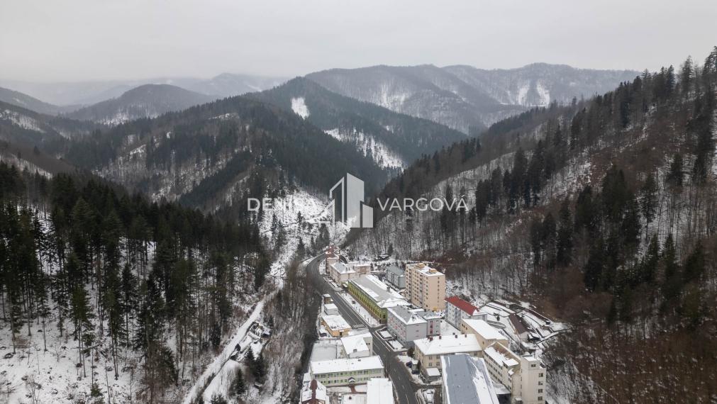 REZERVOVANÉ: Na predaj 2-izbový byt o výmere 59,65 m², Harmanec