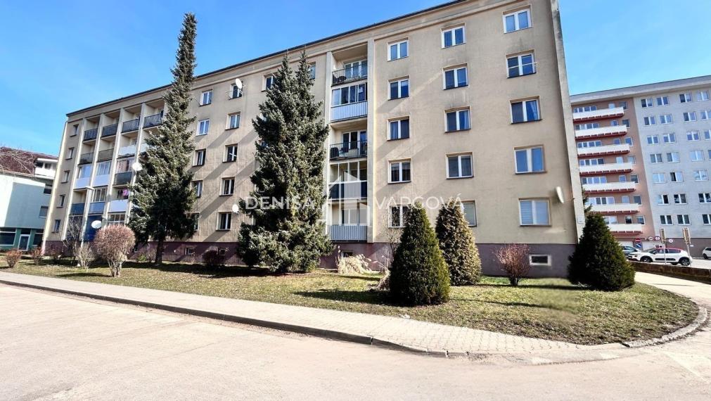 Jednoizbový byt na predaj - Lazovná ul., BB