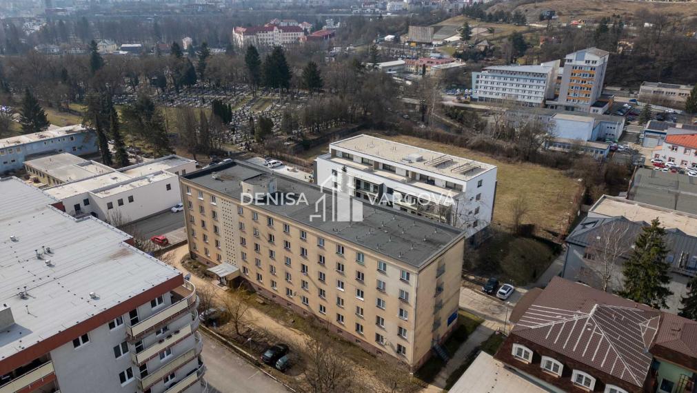 Jednoizbový byt na predaj - Lazovná ul., BB