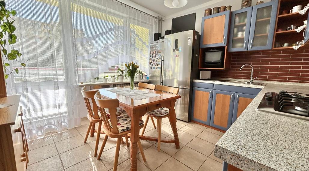 PREDANÉ- 3i byt s tromi loggiami v RS - 107,46 m²