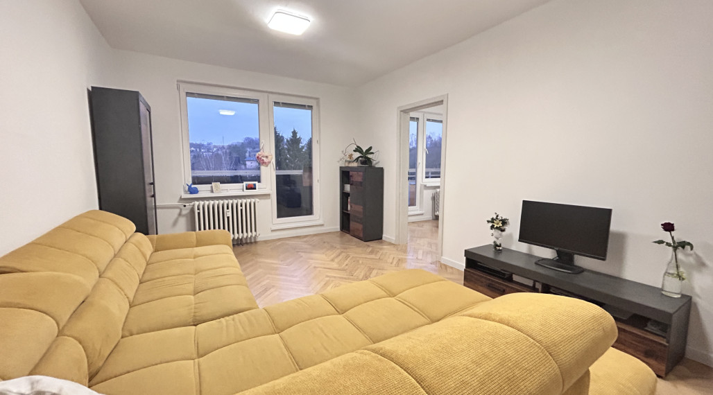 Priestranný, rekonštruovaný 3i byt, Ružová ul.BB