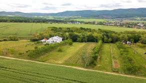 PREDAJ | Slnečný pozemok 1404 m² – Topoľčianky, okres Zlaté Moravce - fotografia 5