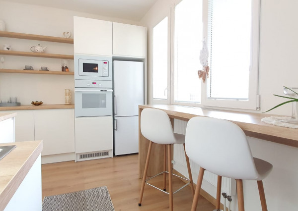 PREDANÉ - Kompletne rekonštruovaný 1i byt , ul. Lazovná - 32,02m2