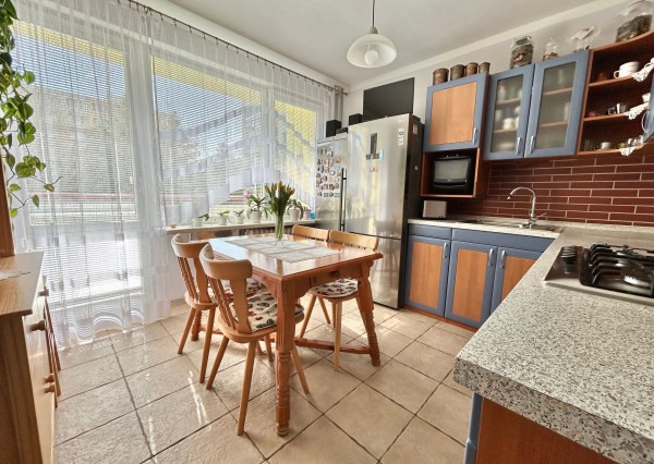 PREDANÉ- 3i byt s tromi loggiami v RS - 107,46 m²