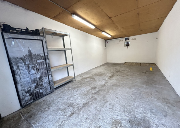 Prenájom garáže , Slnečná ul. -BB